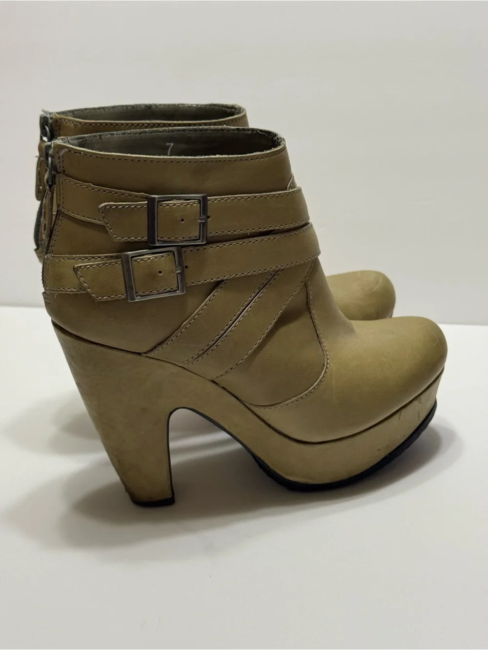 Seychelles Women's Leather Strappy Platform Ankle Boots Size 7